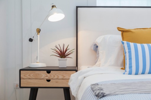 LED žiarovka svetelný zdroj XLED FILAMENT SVIEČKA C35 E14 neutrálna 4,5W