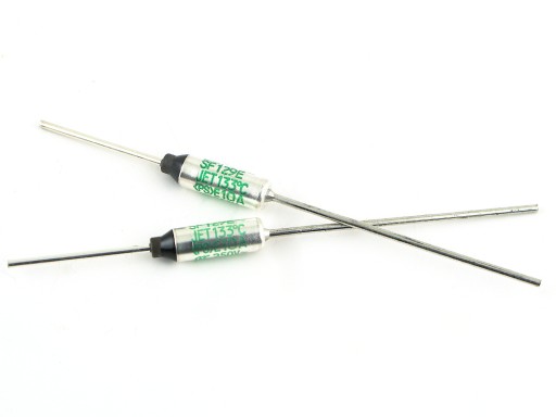 NEC TEPELNÁ POISTKA 10A 250V 133*C - 2 KS