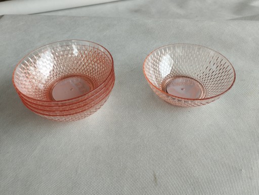 Ozdobná červená plastová miska na šalát, 14,5 x 5,5 cm, na občerstvenie