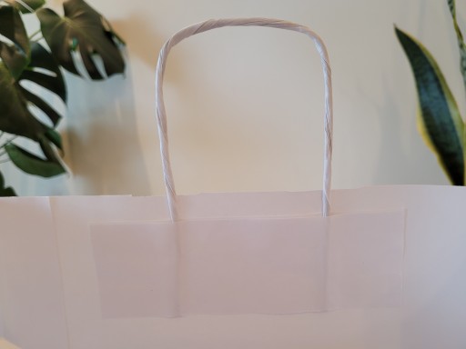 Papierová taška 25x11x32 biela 100g/m2 veľmi PEVNÁ A4