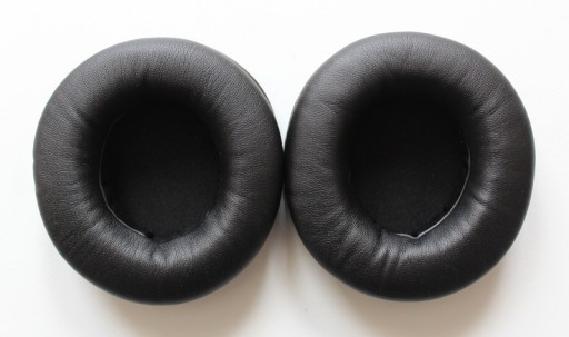 ŠPONGOVÉ NÁUŠNICE JBL E50 BT E50BT /8