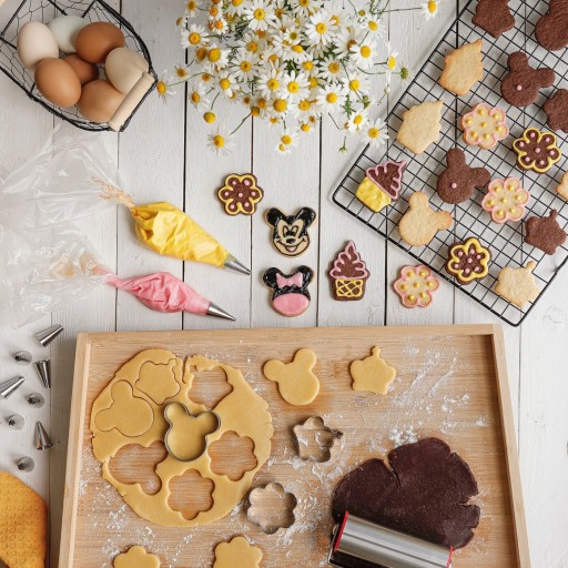 FORMULÁR NA COOKIE, mix tvarov, VYKRAJOVAČKY