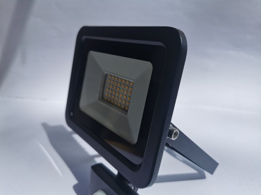 HALOGÉNOVÉ SVETLO BIELE NEUTRÁLNE EKO SVETLO LED 50W 4000K