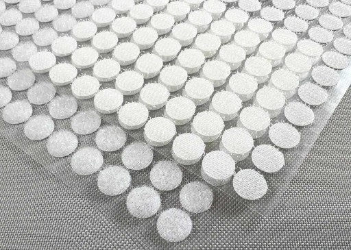 VELCRO TAPE Samolepiace krúžky 10 mm 126 párov BIELA