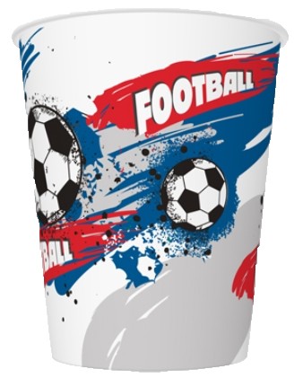sada tanierov, pohárov, papierových slamiek, narodeninový futbal