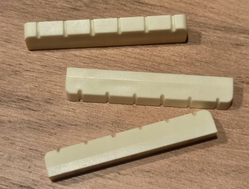 SEDLO PRE KLASICKÚ GITARERU 52,5mm NOVÁ VÝŠKA 24H