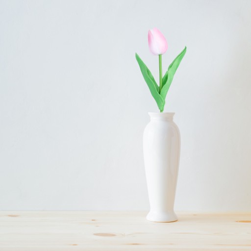 TULIPÁNOVÉ UMELÉ KVETY ako skutočné kytice do veľkonočnej vázy na balkón