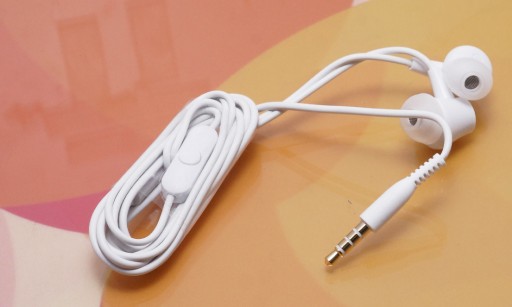 ORIGINÁLNE UNIVERZÁLNE SLÚCHADLÁ XIAOMI IN-EAR EM023 S 3,5 mm MIKROFÓNOM