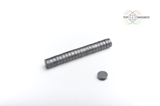 Cylindrický feritový magnet MW 12x4 F30 50 ks.