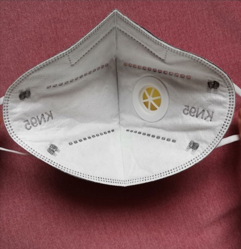 Ochranná maska s ventilom KN95 FFP2 CE