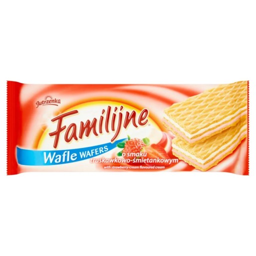 JUTRZENKA Familijne vafle s jahodami a smotanou