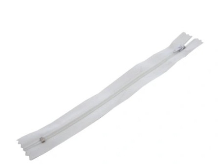 Plastový zips T3, nerozoberateľný, 18 cm, čierny