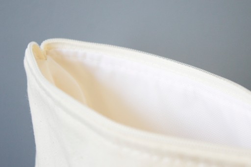 EKO bavlnená cestovná kozmetická taštička 25x16cm 220g s vrecúškom na zips