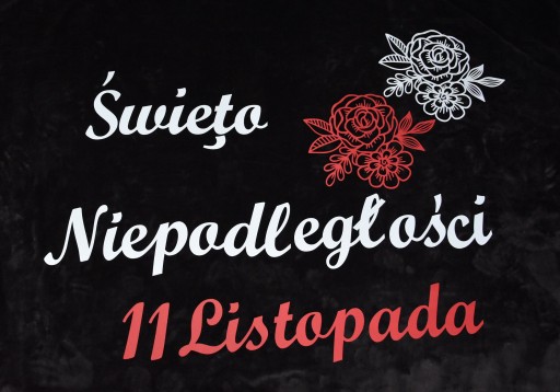 vlastenecká výzdoba tabuľa vitrína leták škol