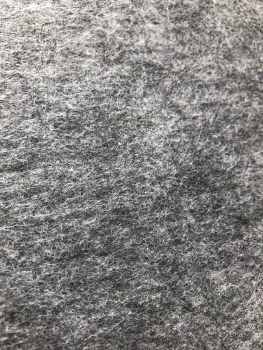 Prémiová šedá plstená podložka 6mm 100x120