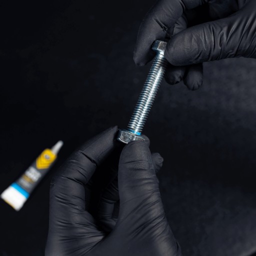 K2 PROLOK STREDNÁ SKRUTKA POJISTNÝ ZÁVIT PRIEM. SILA W243