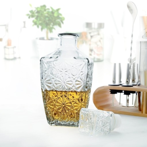 SKLENENÁ KARAFA NA WHISKY, DEKORATÍVNA FĽAŠA na likéry S KORKOM
