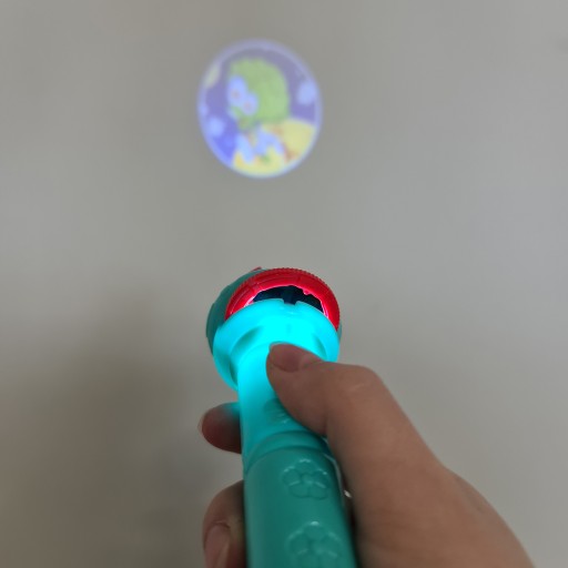 FLASHLIGHT diaprojektor Lampa SLIDES 2v1 32 diapozitívov