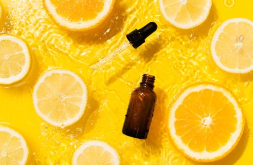 ZIAJA VITAMÍN C B3 RANNÝ KRÉM NA BUZENIE