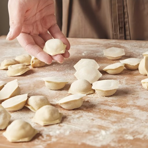 Forma na halušky UŠIA na knedľu RAVIOLI OCELOVÁ FORMA 37 KS VYKRAJOVAČ