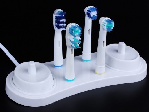 STOJAN, STOJAN, KONCOVKY, DRŽIAK NABÍJAČKY ORAL-B