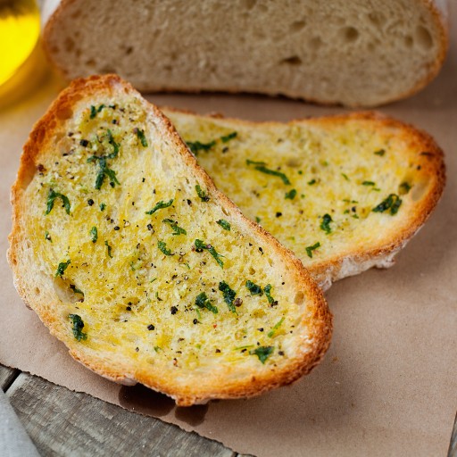 Olivový olej v spreji CESNAK 200 ml FRUTAVITA NAJVYŠŠIA KVALITA