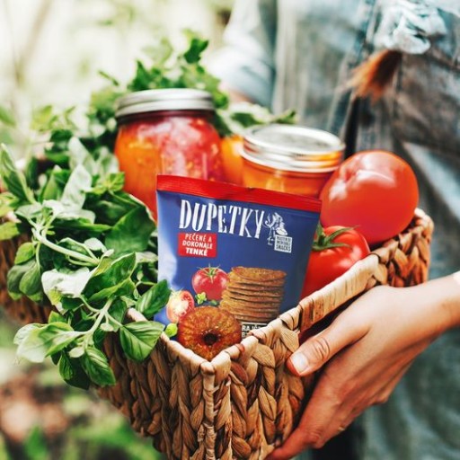 Dupetky plátky paradajok a byliniek 70g