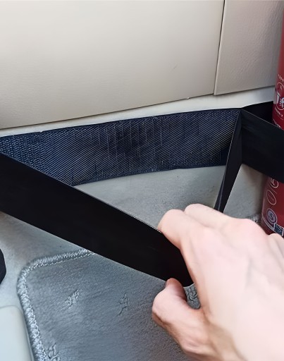ORGANIZÁTOR PÁS NA KUFOR AUTA NA VELCRO 60 CM SILNÁ GUMA