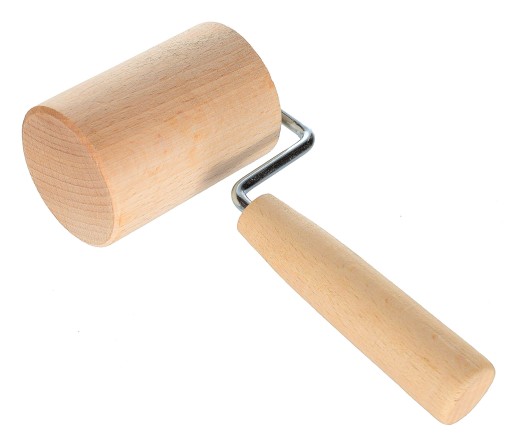 POĽSKÝ DREVENÝ VALEC S RÚČKOU NA PIZZOVÉ CESTO