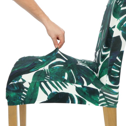 POTAH NA STOLIČKU MONSTERA, ZELENÉ PALMOVÉ LISTY, PRUŽNÉ VZORY
