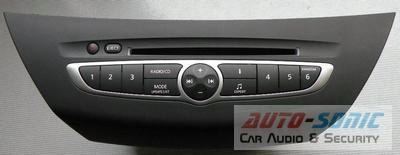 DEMONTÁŽ KĽÚČOV RÁDIO RENAULT LAGUNA III
