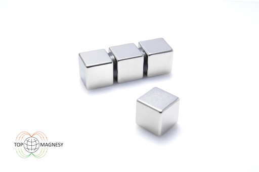 Neodymový tanierový magnet MPŁ 15x15x15 N48