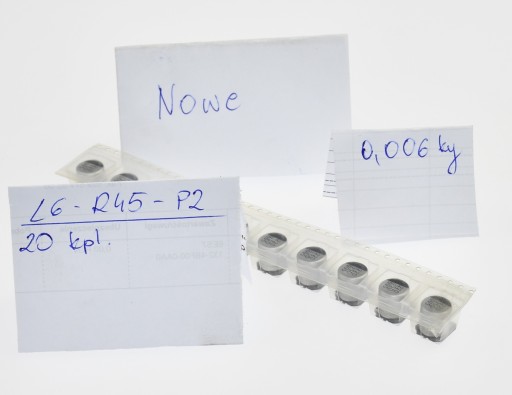 EDH227M035A9PPA KEMET Elektrolytický kondenzátor 220uF 35V SMD 10ks