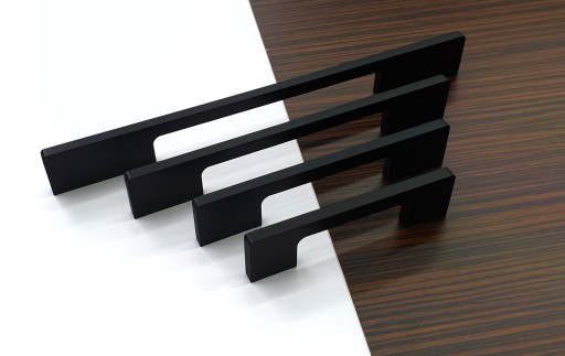Techno čierna matná nábytková úchytka 160mm + skrutky