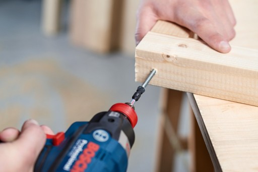 KONTROLA NÁRAZU Magnetizér bitov BOSCH