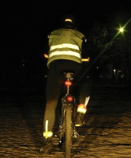 CESTNÁ BEZPEČNOSTNÁ REFLEXNÁ VÝSTRAŽNÁ VESTA