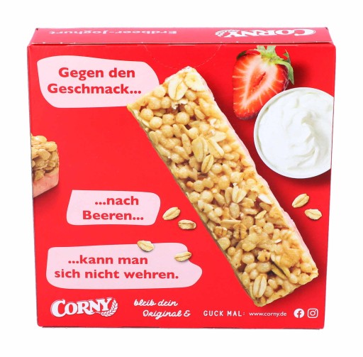 CORNY Jahodová jogurtová energetická tyčinka 6 kusov