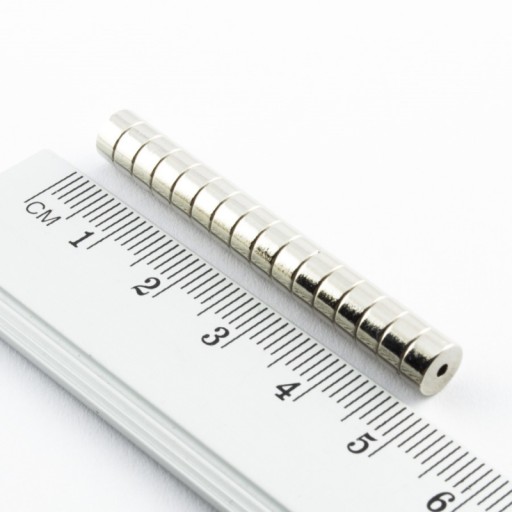Prstencový magnet 6x1,5x3mm