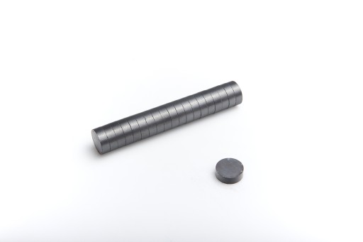 Cylindrický feritový magnet MW 14x4,5 F30, sada 50 kusov