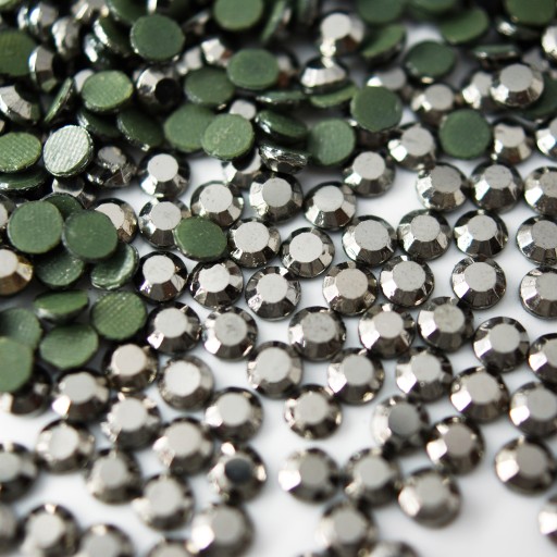 Termo kamienky Crystals Grey 3mm 500 ks