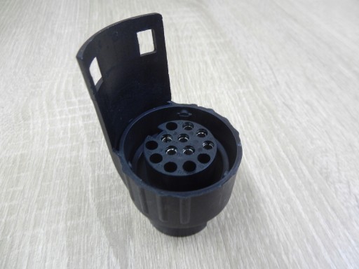 Zásuvka adaptéra redukcie Zásuvka prívesu 7/13 PIN