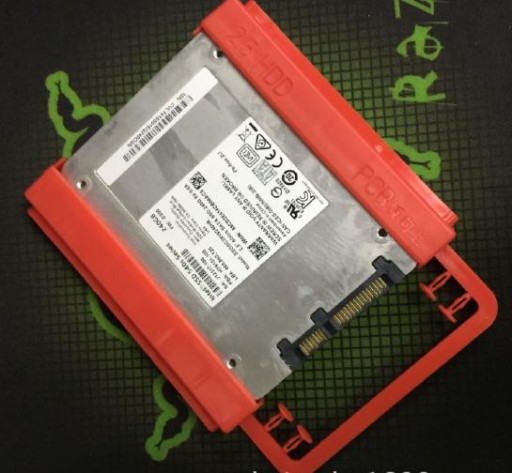 SLIDE VRECKOVÝ ADAPTÉR pre SSD HDD 2.5 AŽ 3.5