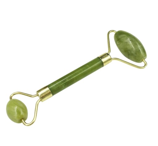 JADE MASÁR NA TVÁR JADE ROLLER