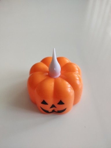 Plastové svietidlo Tekvica svietiaca na Halloween 4,5 x 4,5 cm HAL-029