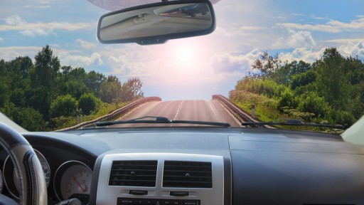 Tekutý čistič na čistenie autoskiel, zrkadiel, svetlometov