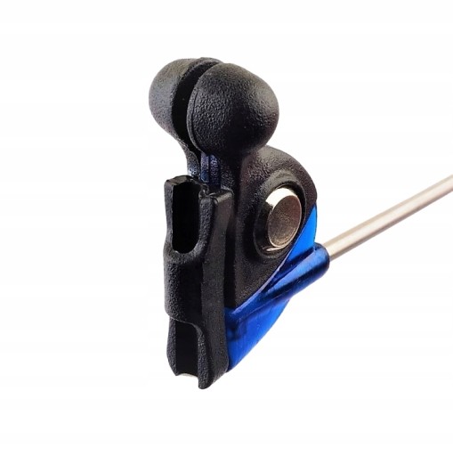 MODRÝ MAGNETICKÝ ALARM SWINGER S GULIČKAMI MAD KAPR