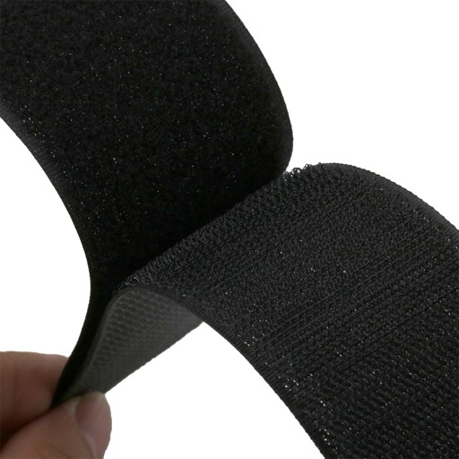 SAMOLEPIACI VELCRO S LEPIKOM 20 mm - 1 meter VELCRO PÁSKA S LEPENÝM KOBERCOVÝM ROHOŽOM