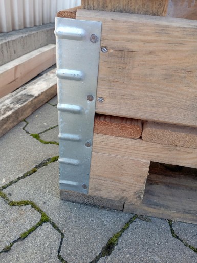 Roh pre paletový box 1 ks