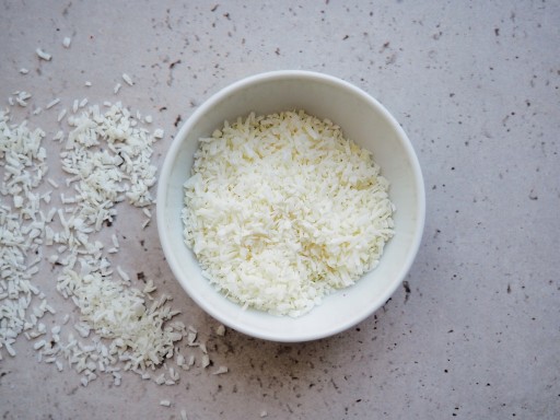 KOKOSOVÉ KOŠEĽKY 500g KOKOS prírodná INDONÉZIA