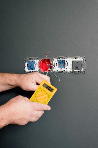 MULTIMETER DIGITÁLNY METER UNIVERZÁLNY TESTER PRÚDU